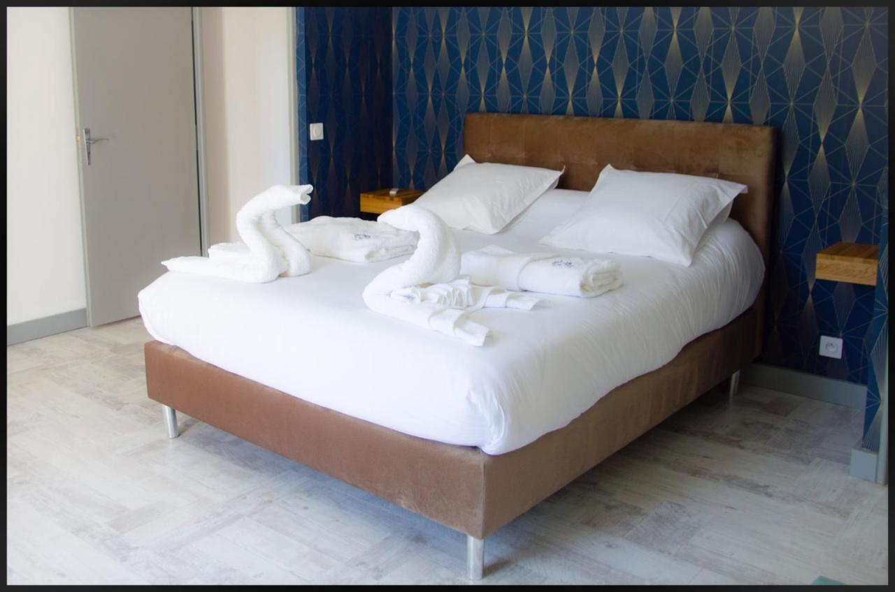 La Redoniere Hotel Romans-sur-Isere Bagian luar foto