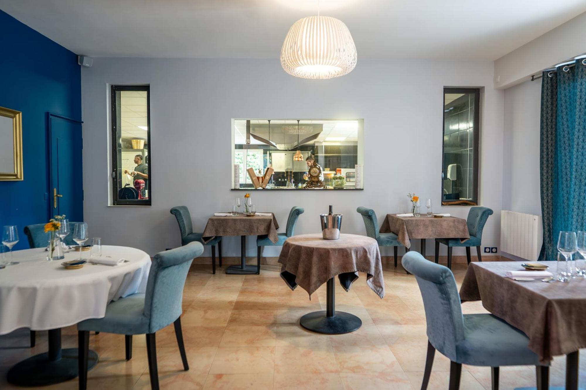 La Redoniere Hotel Romans-sur-Isere Bagian luar foto