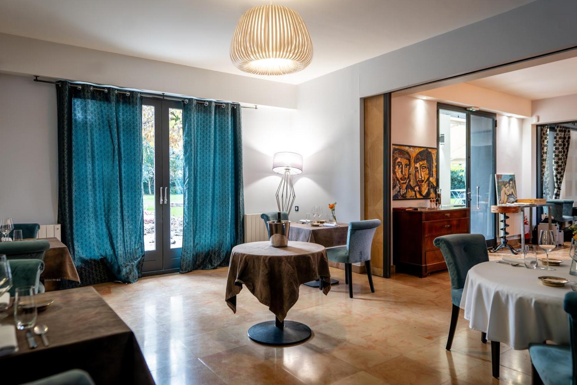 La Redoniere Hotel Romans-sur-Isere Bagian luar foto